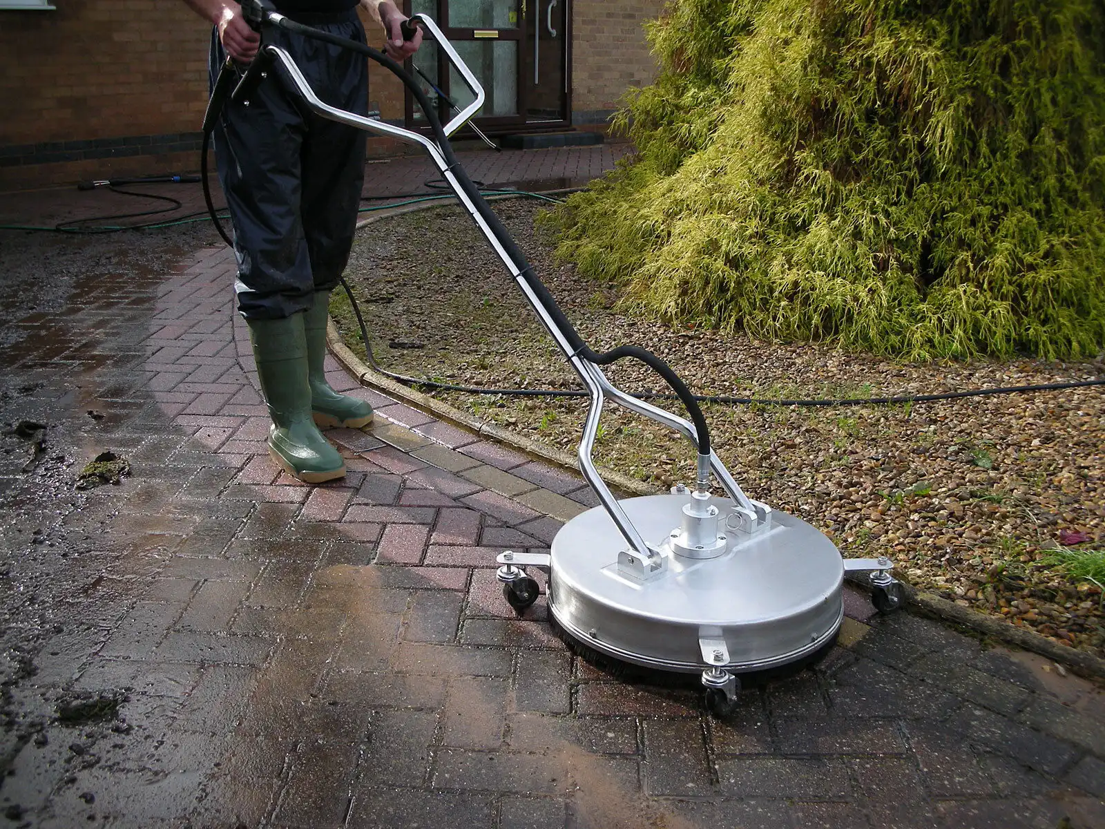 pressure washer surface cleaner with wheels
